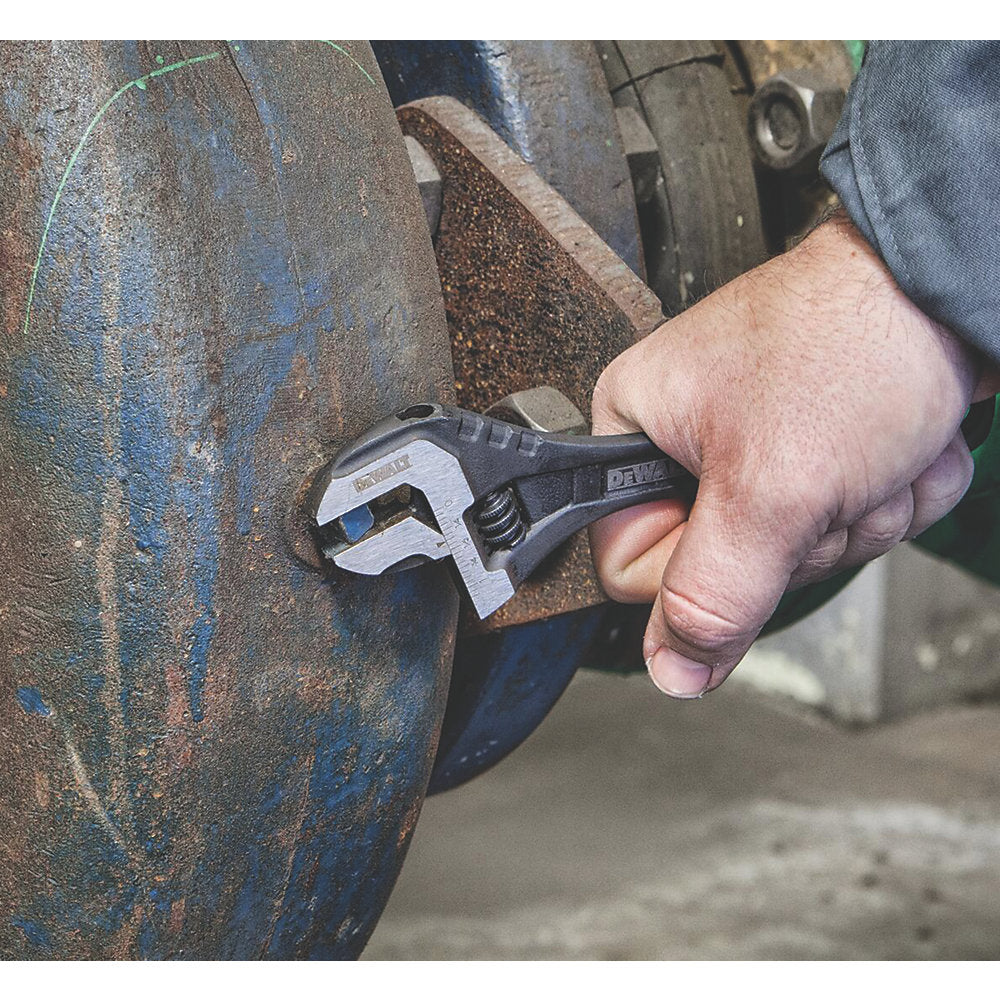 Clé à Molette DeWalt 8"