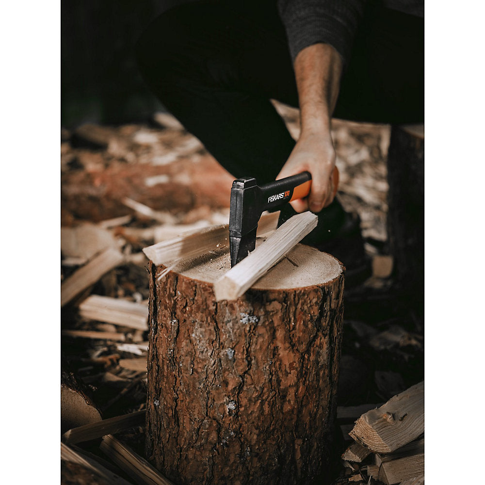 Hachette Universelle Fiskars 1,5oz (0,7kg)
